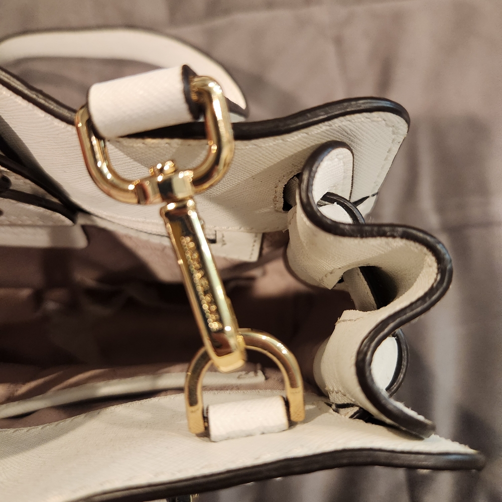 Michael Kors White Satchel Bag - Picture 6 of 6